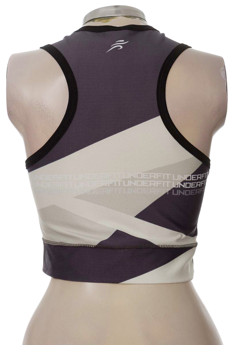 Ropa Deportiva / Salida de Baño color Gris - Under Fit