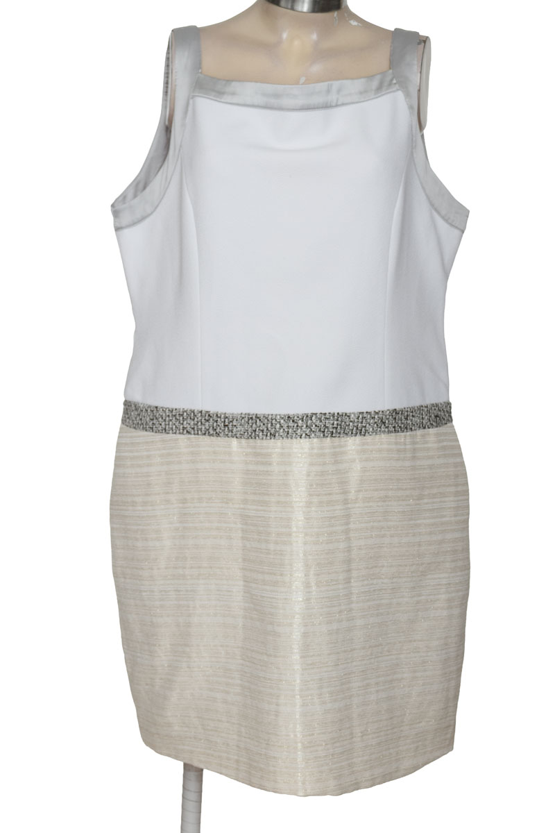 Vestido / Enterizo color Blanco - Closeando