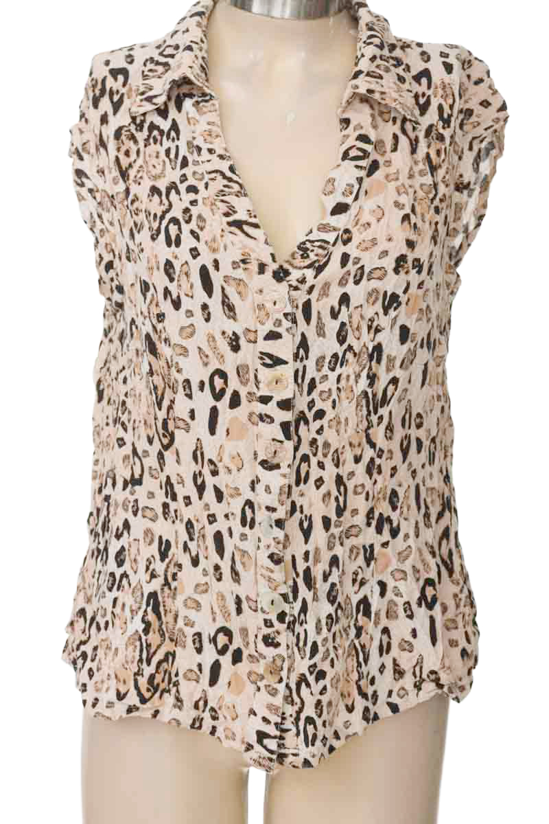 Blusa color Beige - Closeando