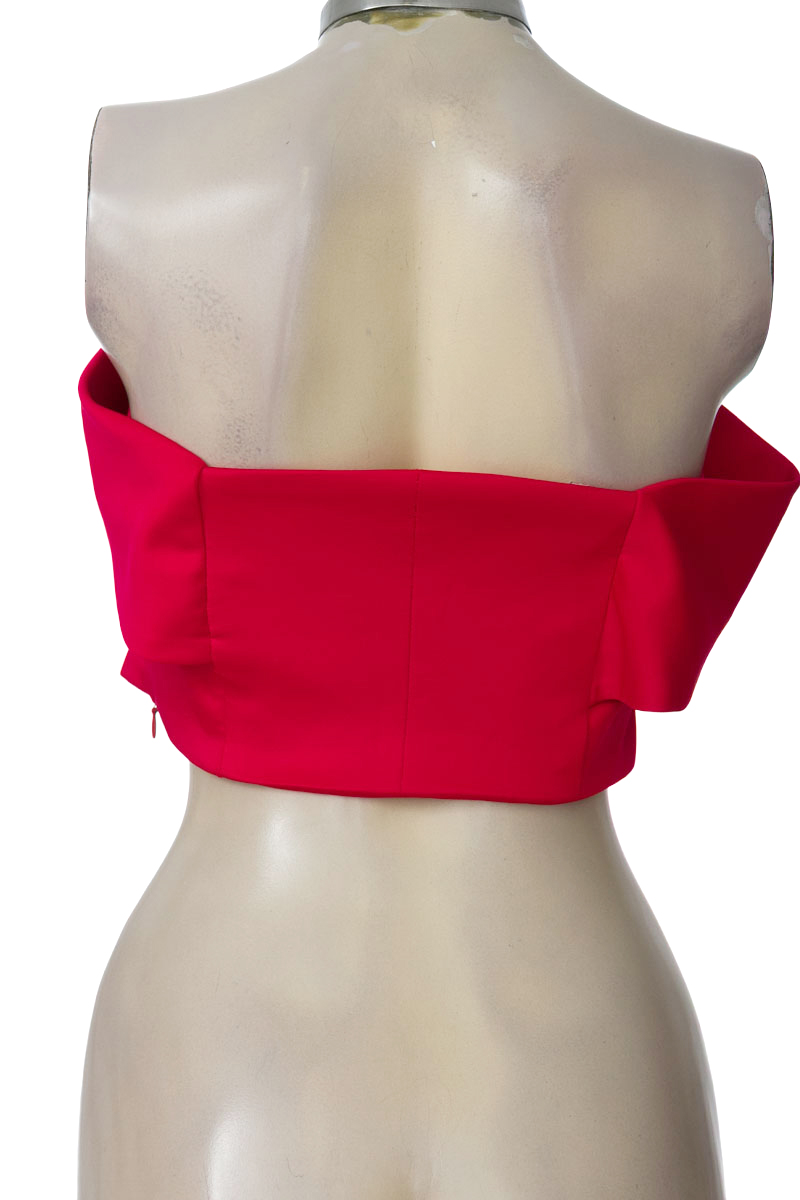 Top / Camiseta color Rojo - Closeando
