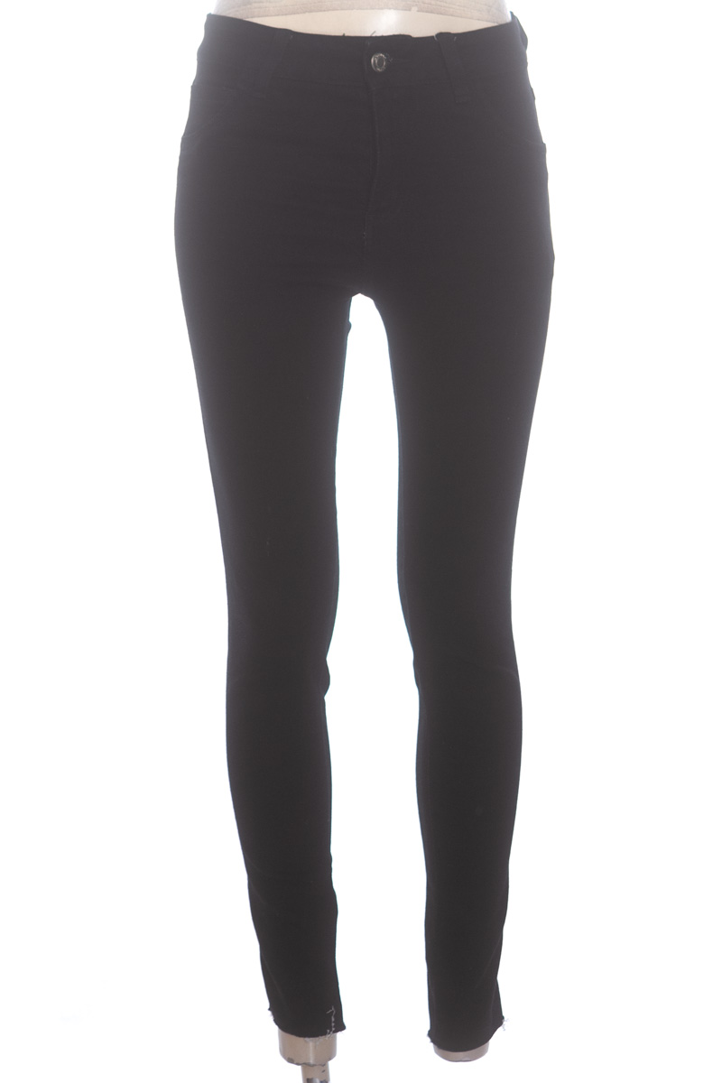Pantalones color Negro - Mossimo