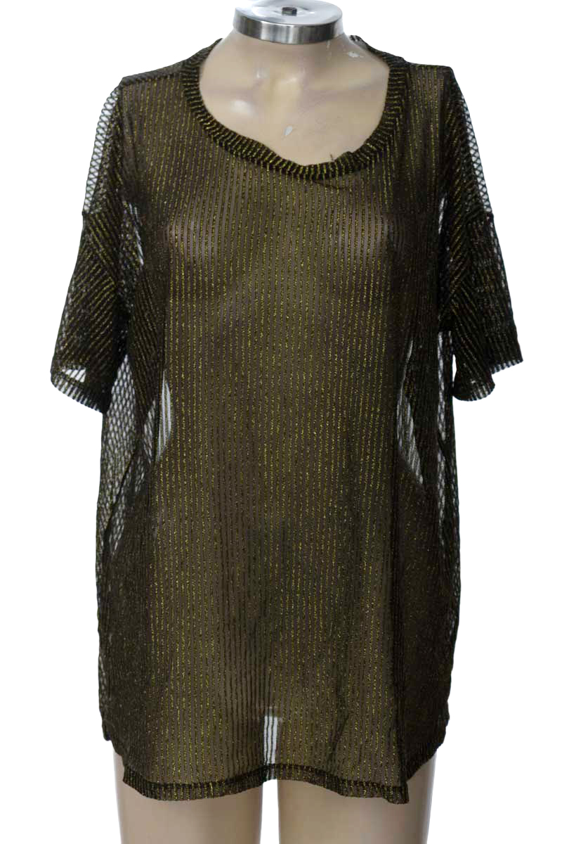 Top / Camiseta color Negro - PATPRIMO