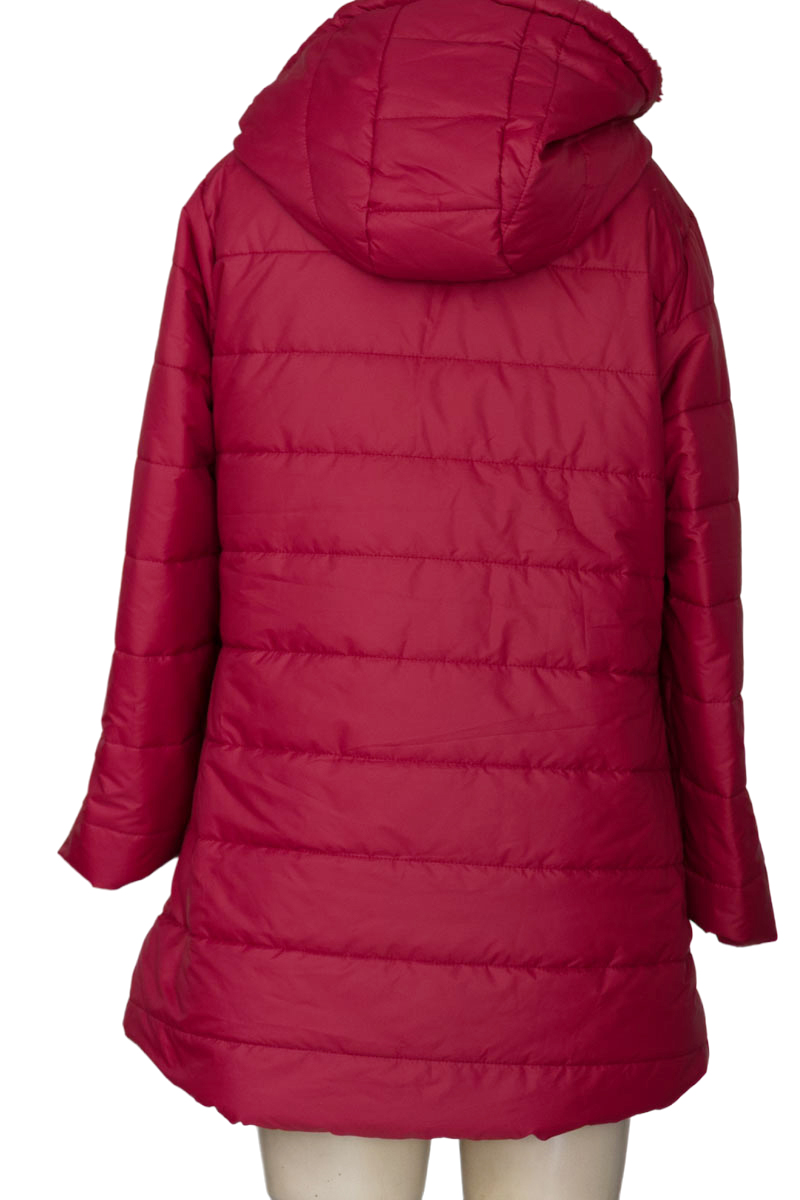 Chaqueta / Abrigo color Vinotinto - Closeando