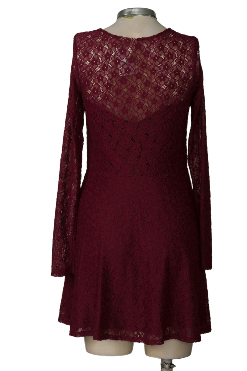 Vestido / Enterizo color Vinotinto - Divided by H&M
