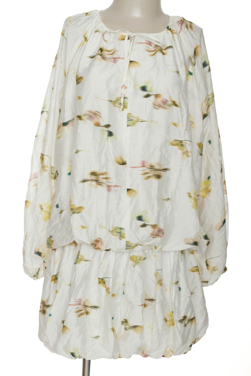 Vestido / Enterizo color Blanco - H&M