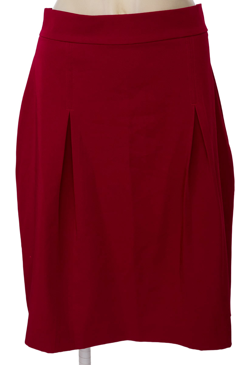 Falda color Vinotinto - Closeando