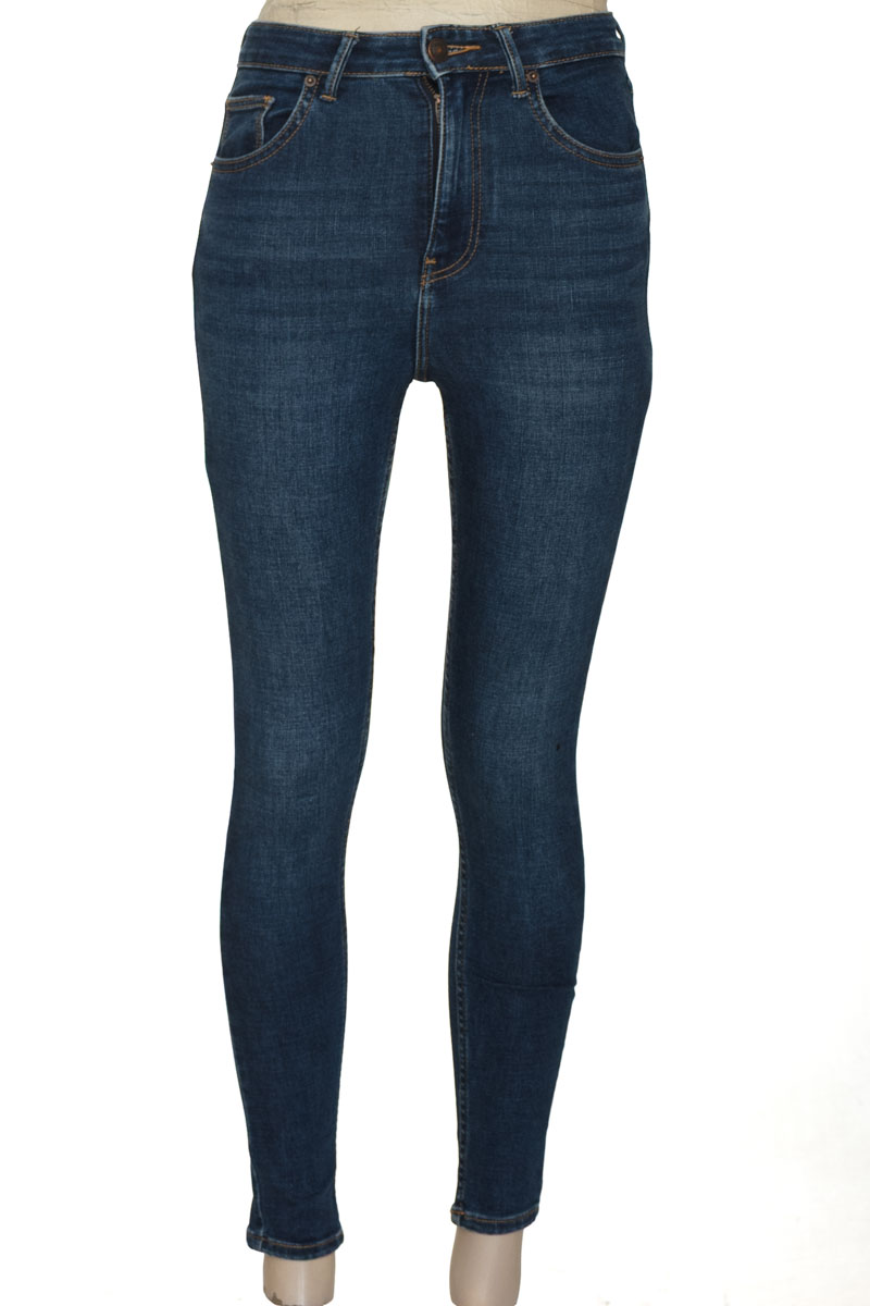 Pantalones color Azul - Bershka