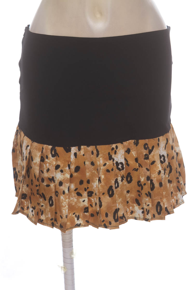Falda color Negro - Closeando