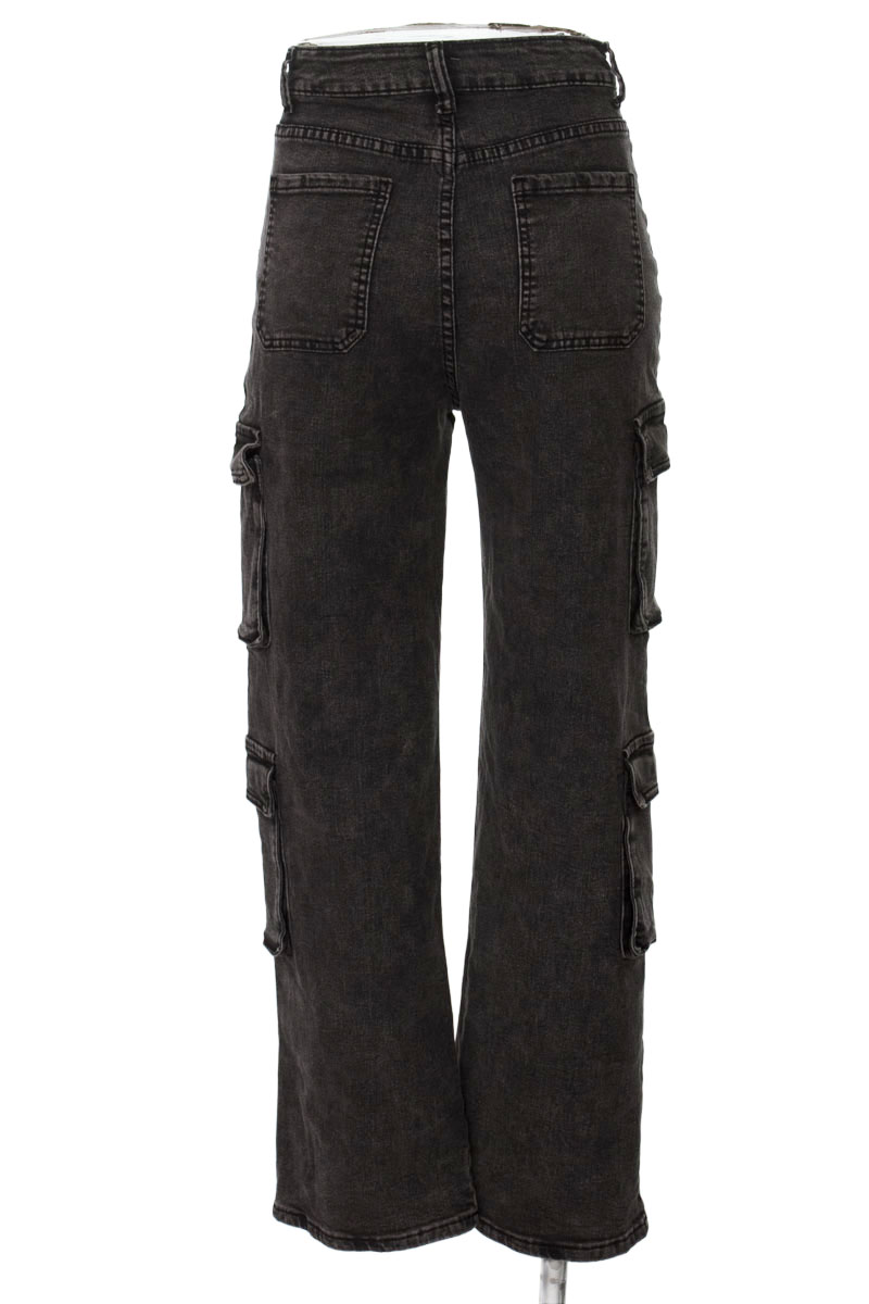 Pantalones color Negro - Closeando