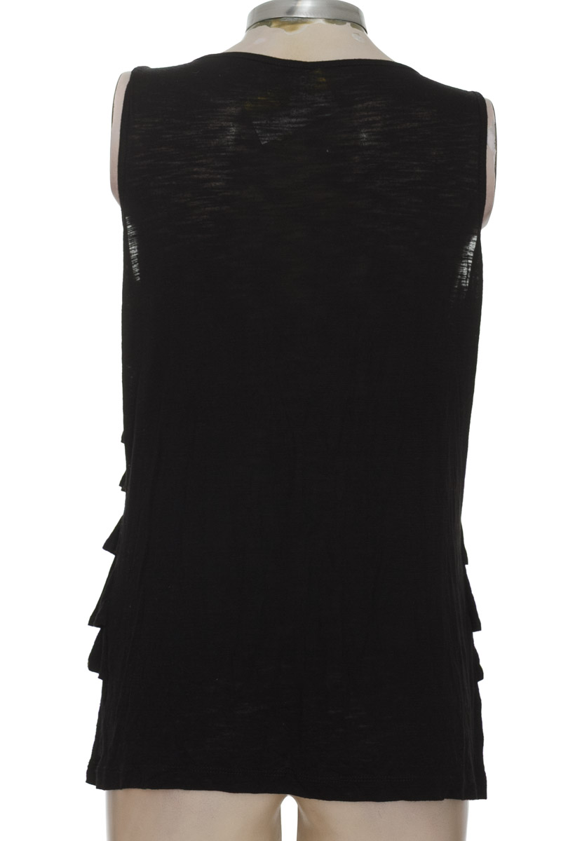 Top / Camiseta color Negro - a.n.a A New Approach
