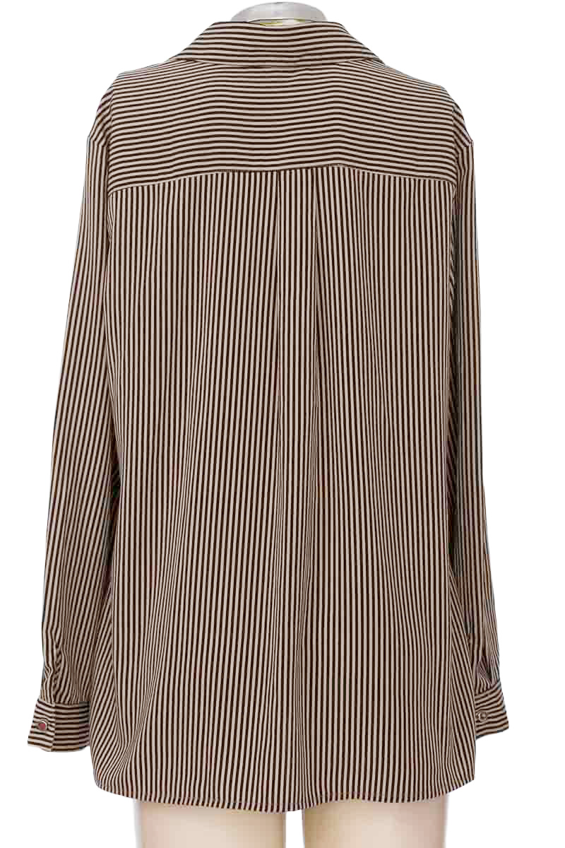 Blusa color Beige - Notations