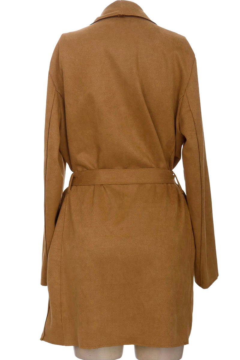 Chaqueta / Abrigo color Beige - PATPRIMO