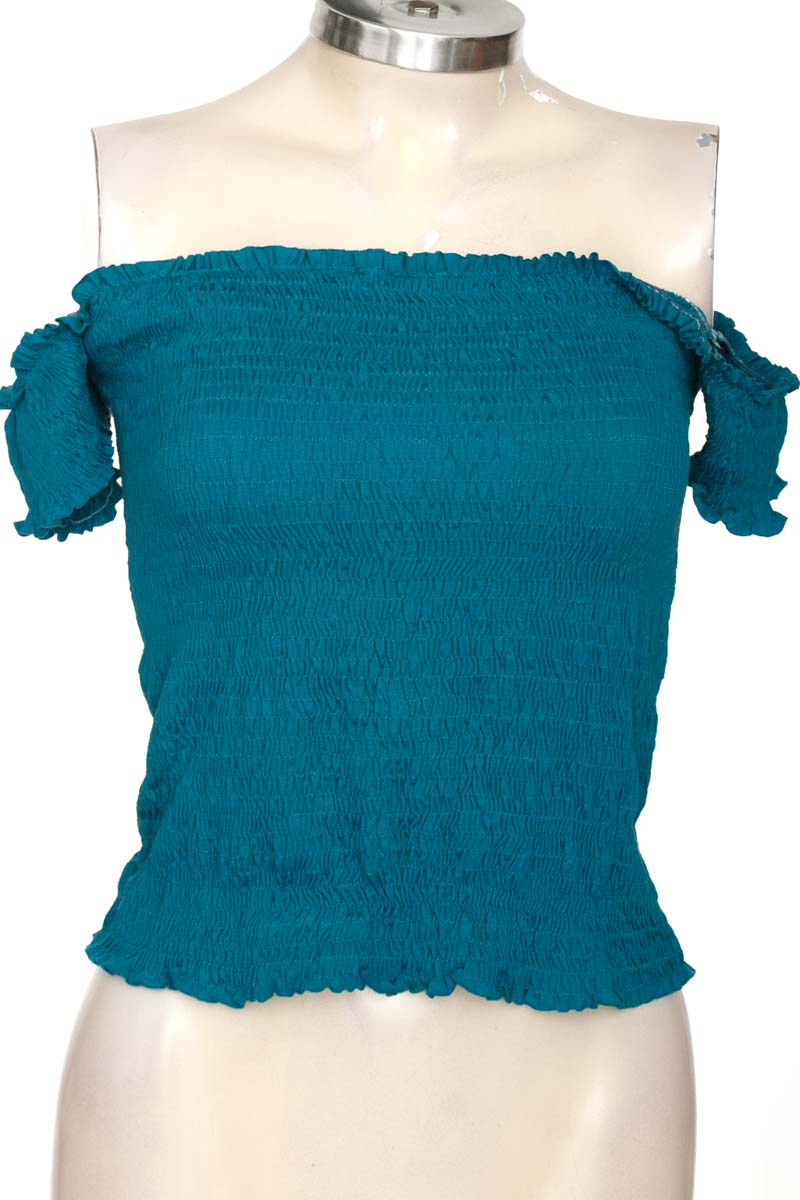 Top / Camiseta color Verde - Closeando