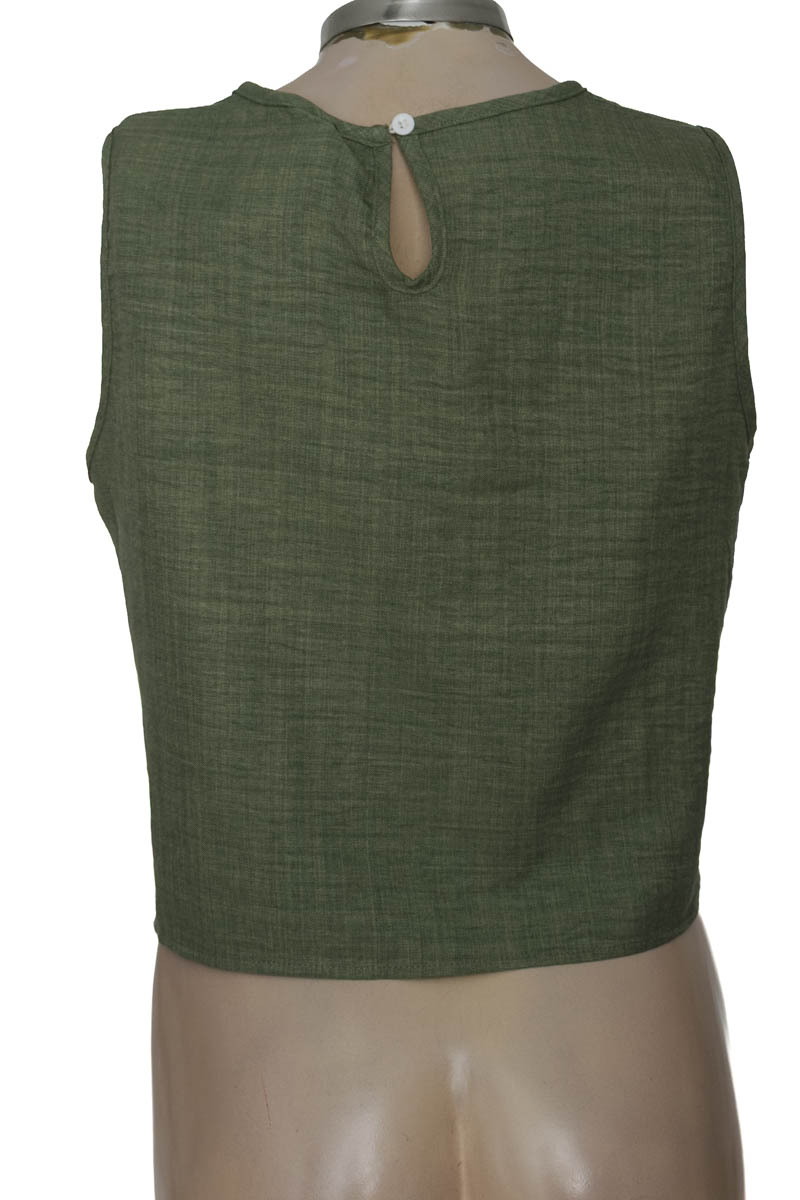 Top / Camiseta color Verde - Closeando