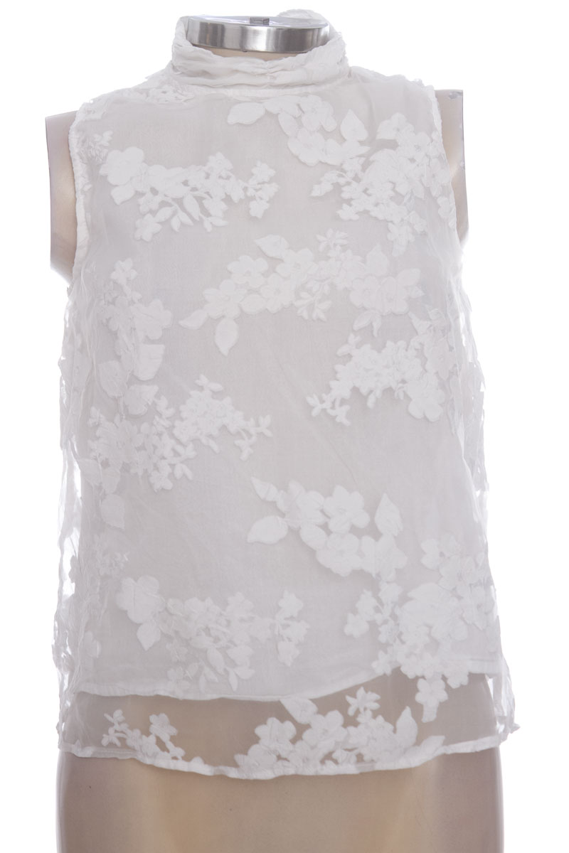 Top / Camiseta color Blanco - Zara