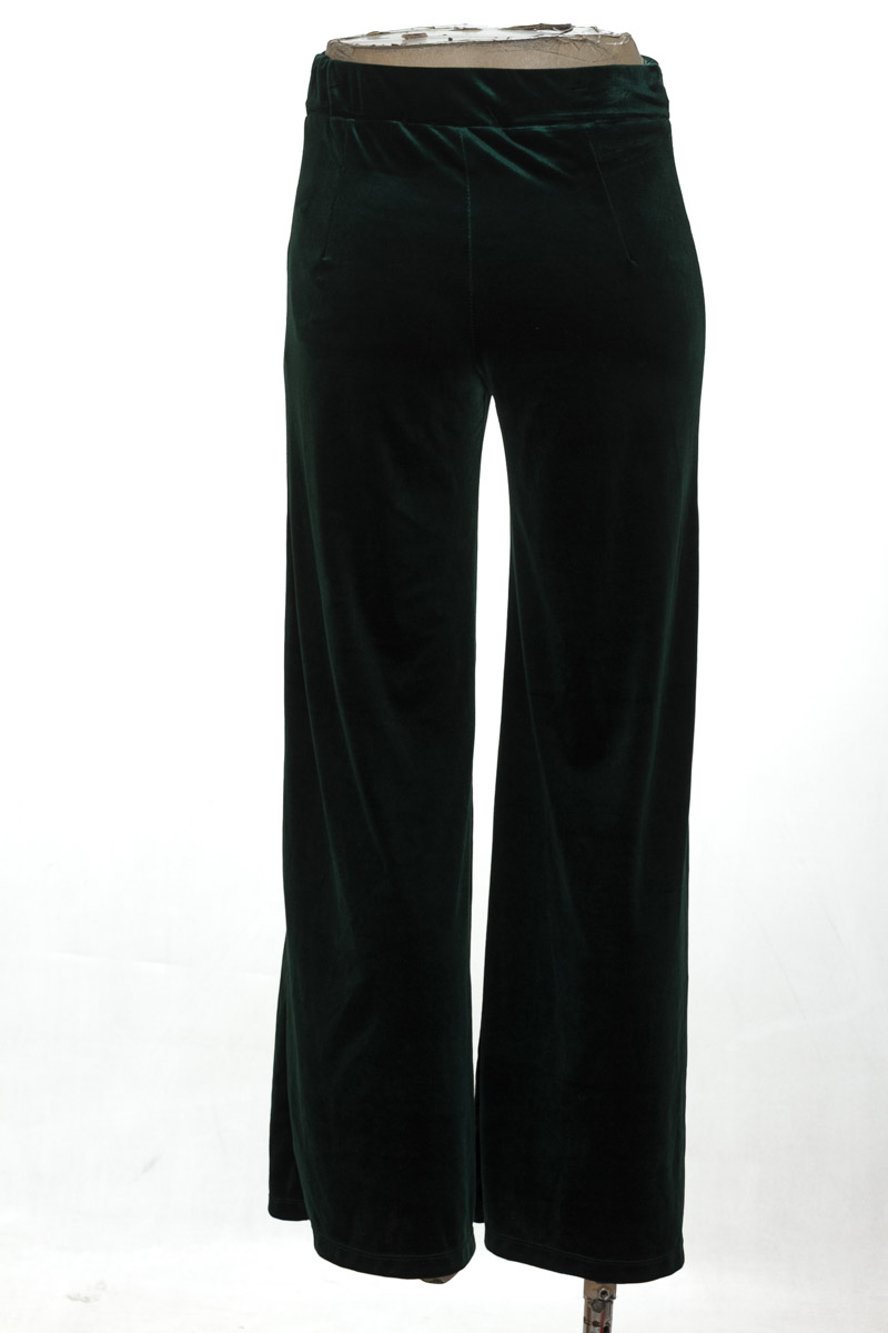 Pantalones color Verde - Closeando