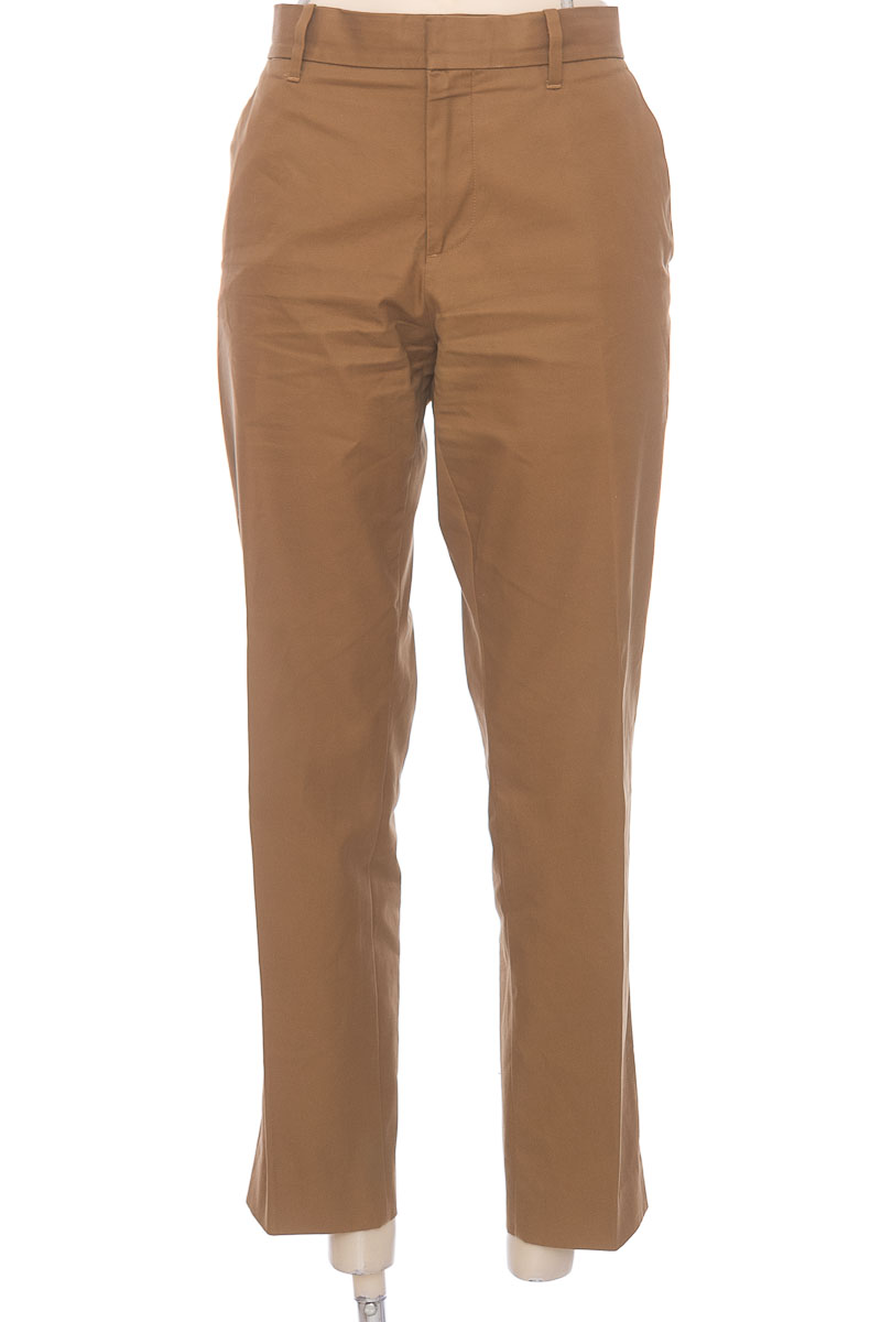 Pantalón color Beige GAP Closeando