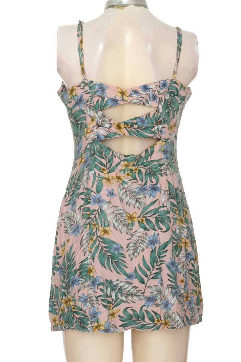 Vestido / Enterizo color Rosado - Sybilla