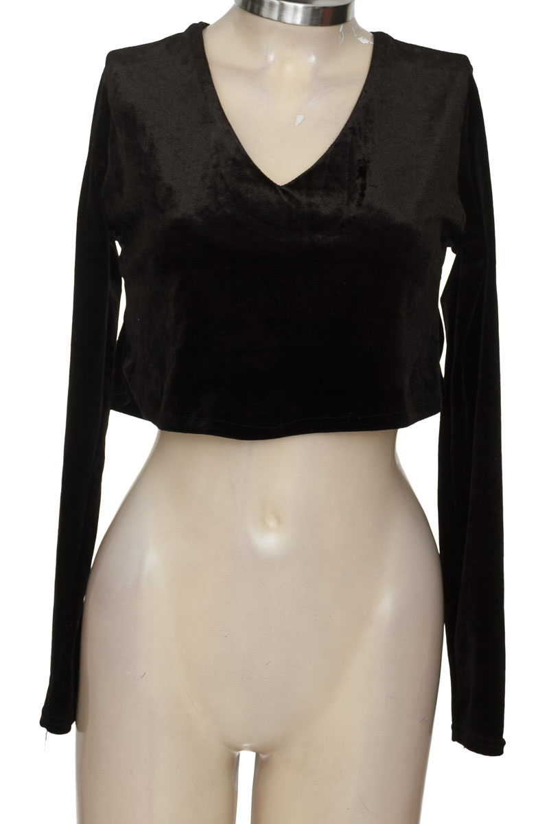 Top / Camiseta color Negro - ESL Fashion