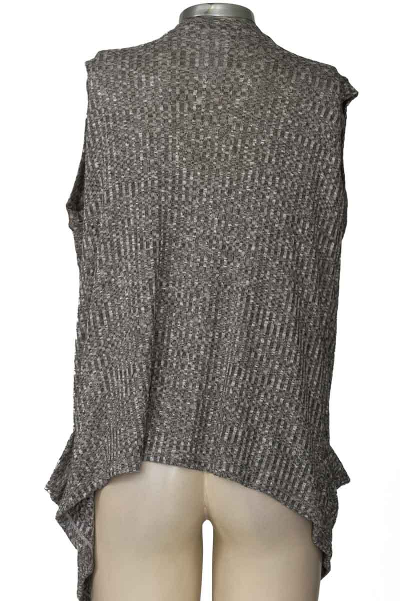 Blusa color Gris - Closeando