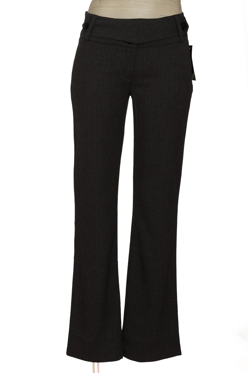 Pantalones color Gris - XUSS