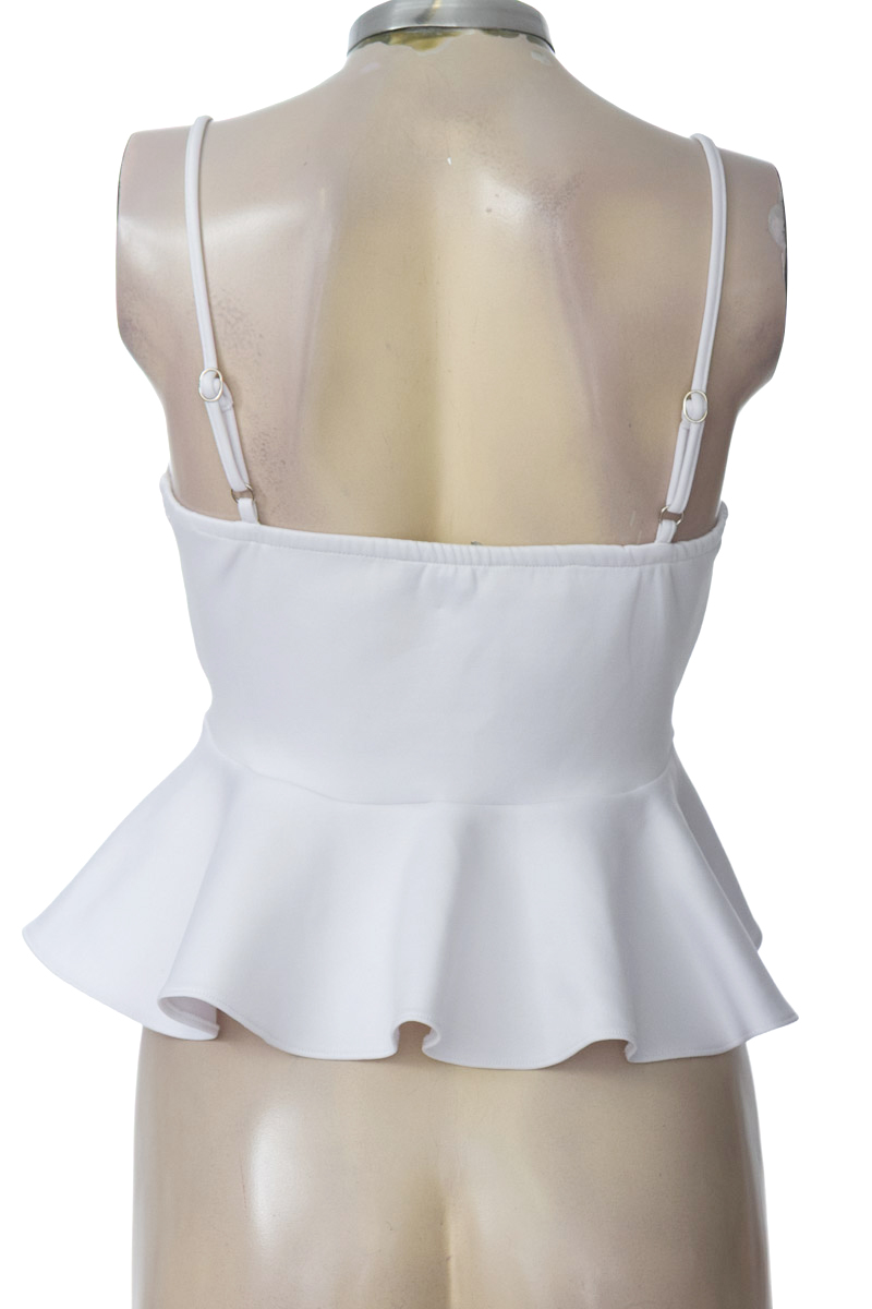 Top / Camiseta color Blanco - Studio F