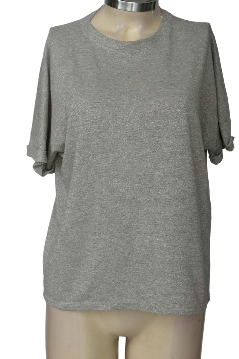 Top / Camiseta color Gris - Color Blue