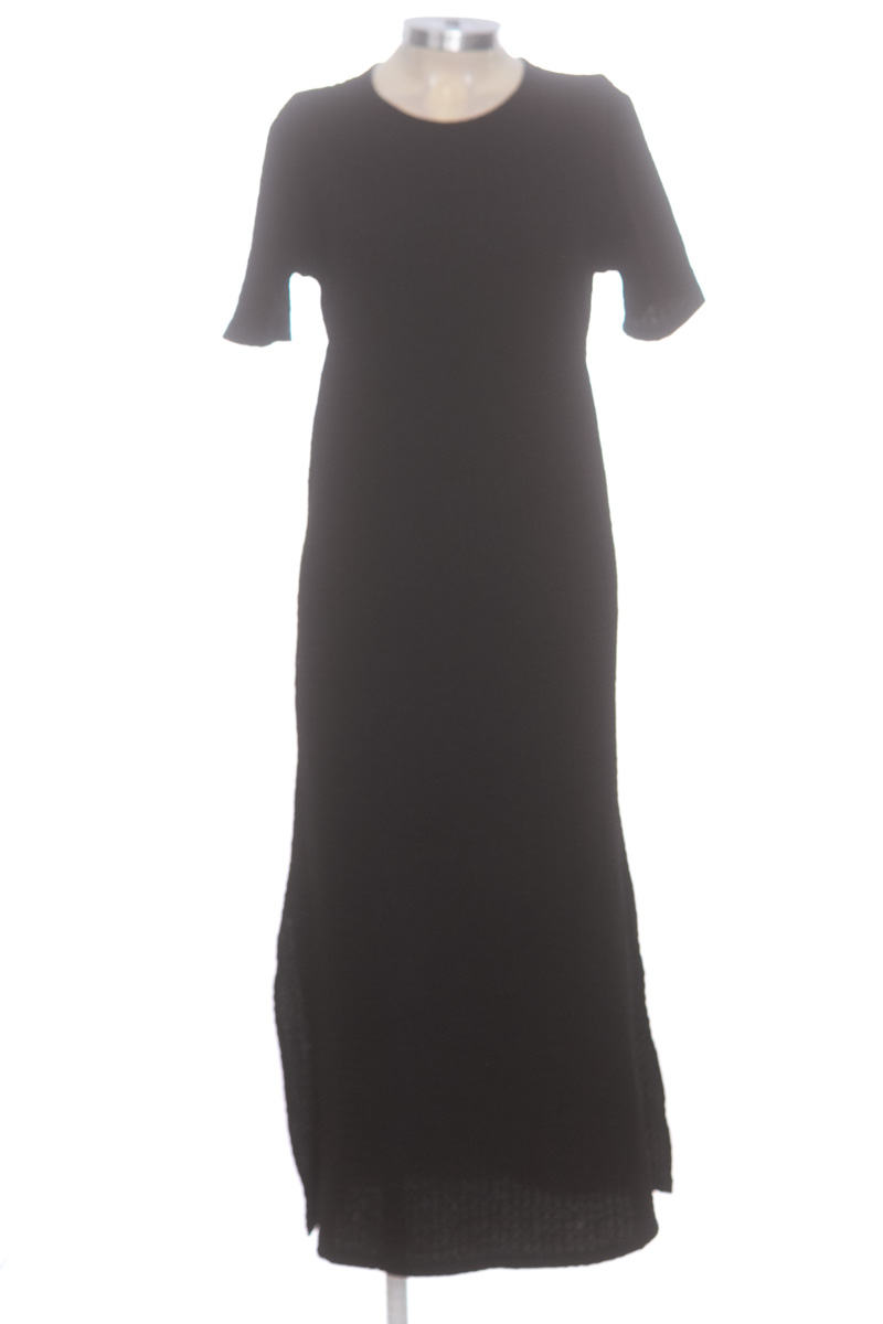 Vestido / Enterizo color Negro - University Club