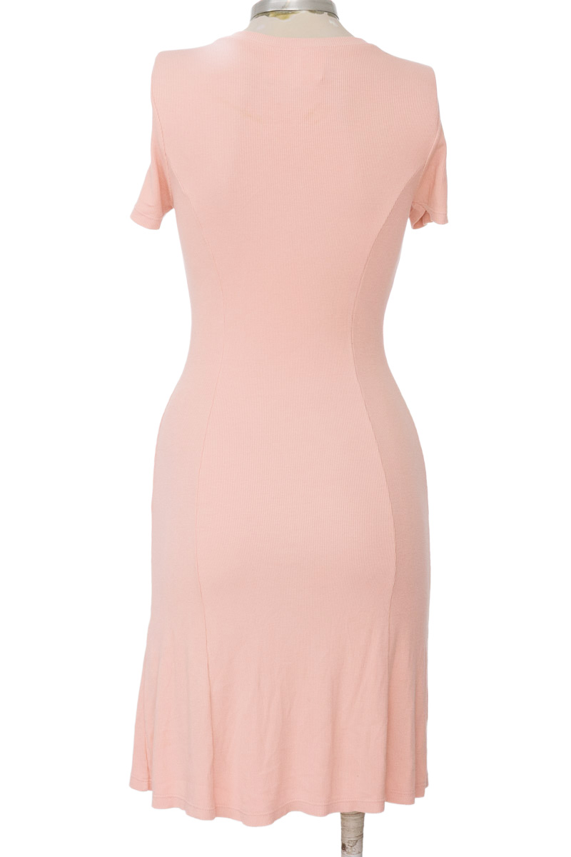 Vestido / Enterizo color Rosado - Koaj