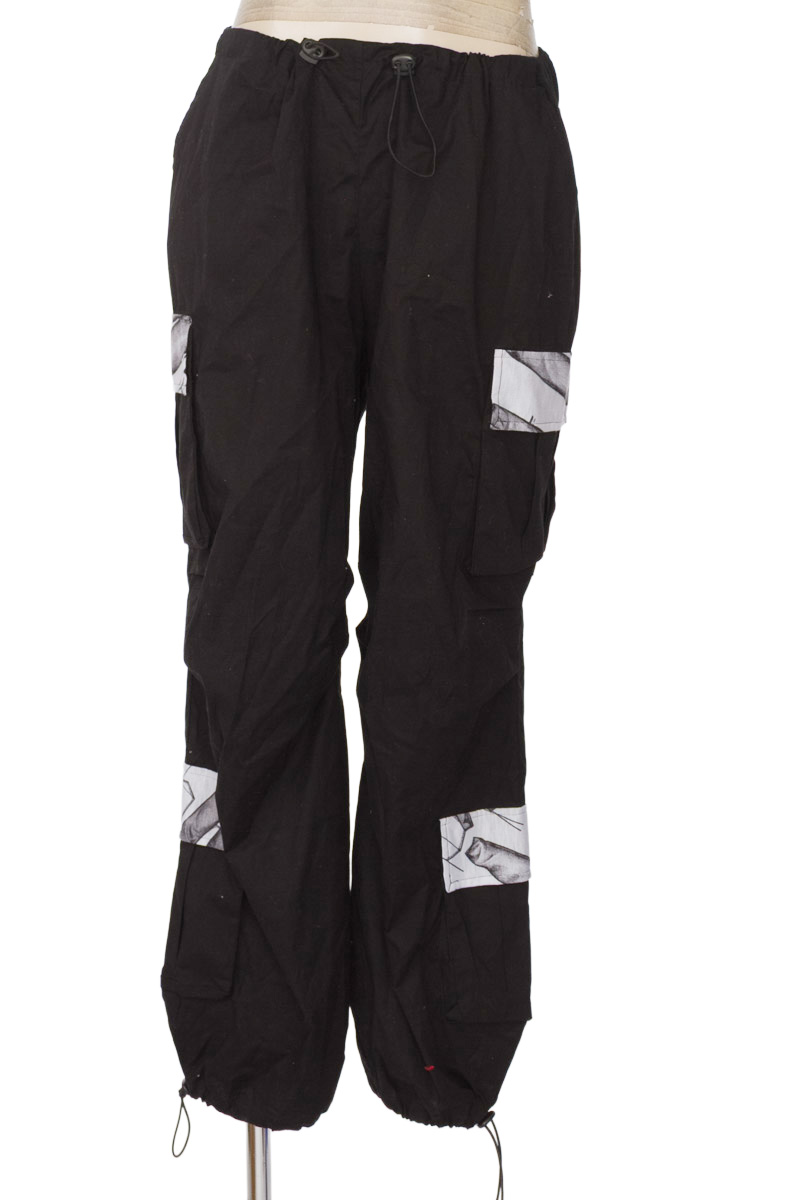 Pantalones color Negro - New for you