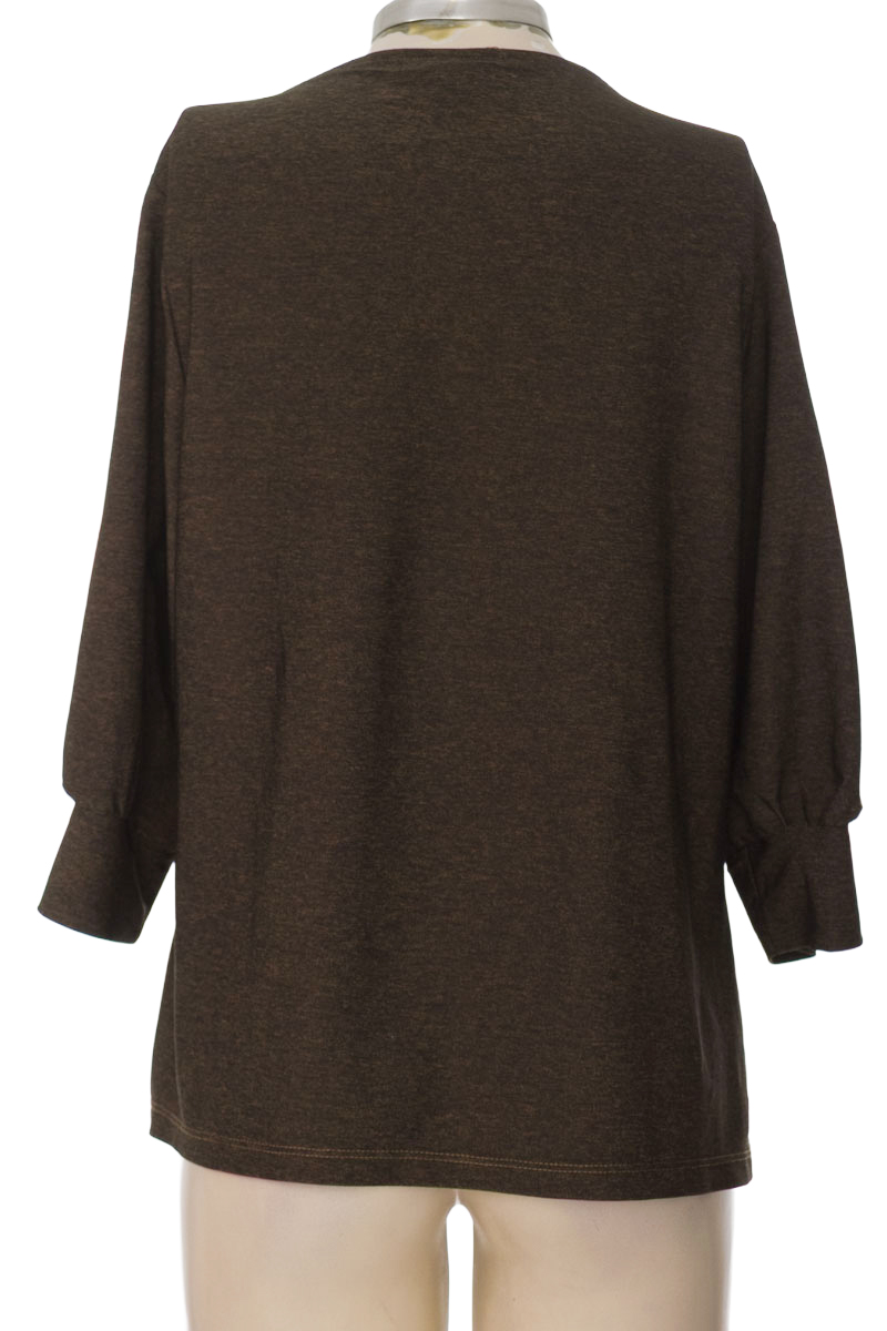 Top / Camiseta color Café - Plica