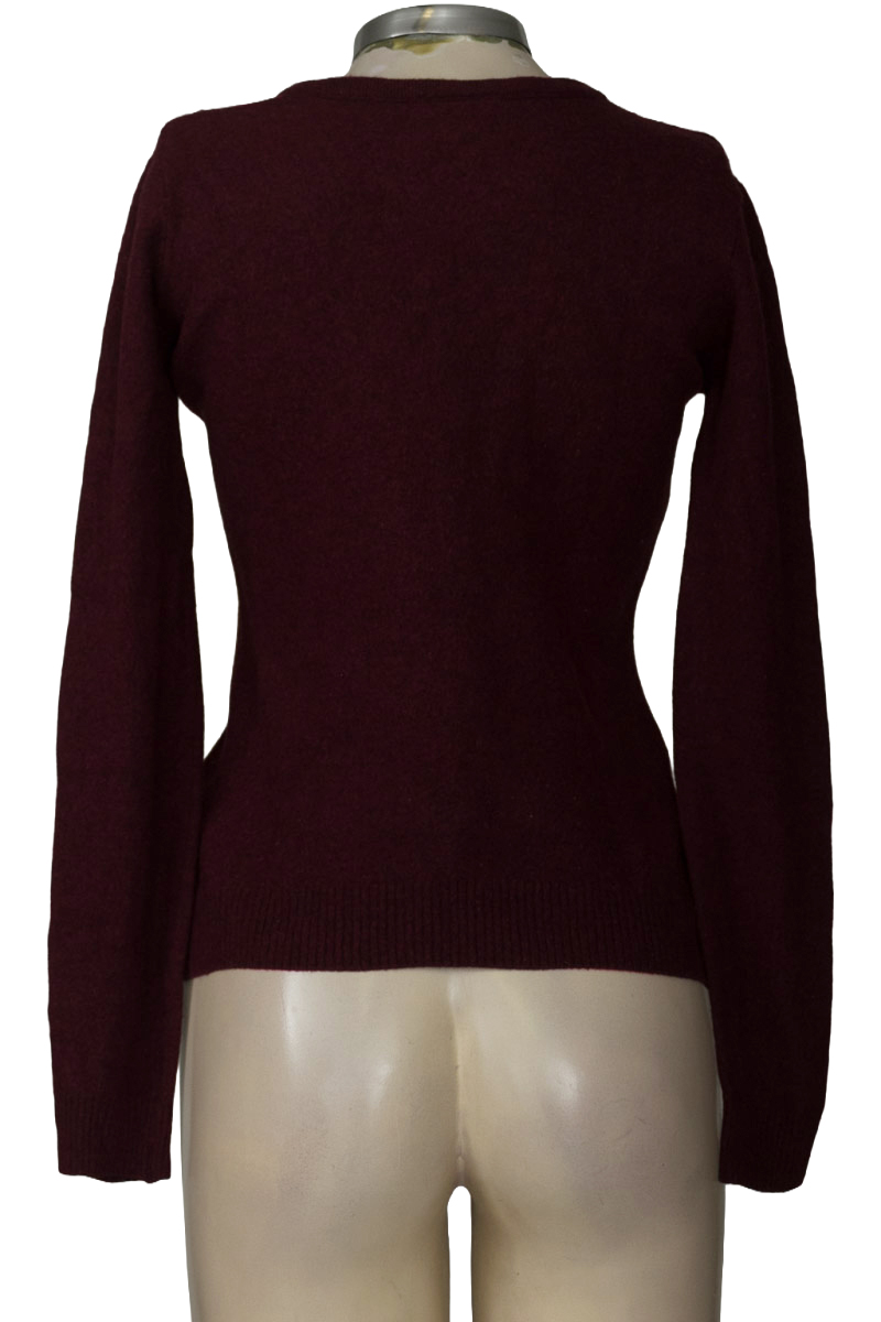 Sweater color Fucsia - Closeando