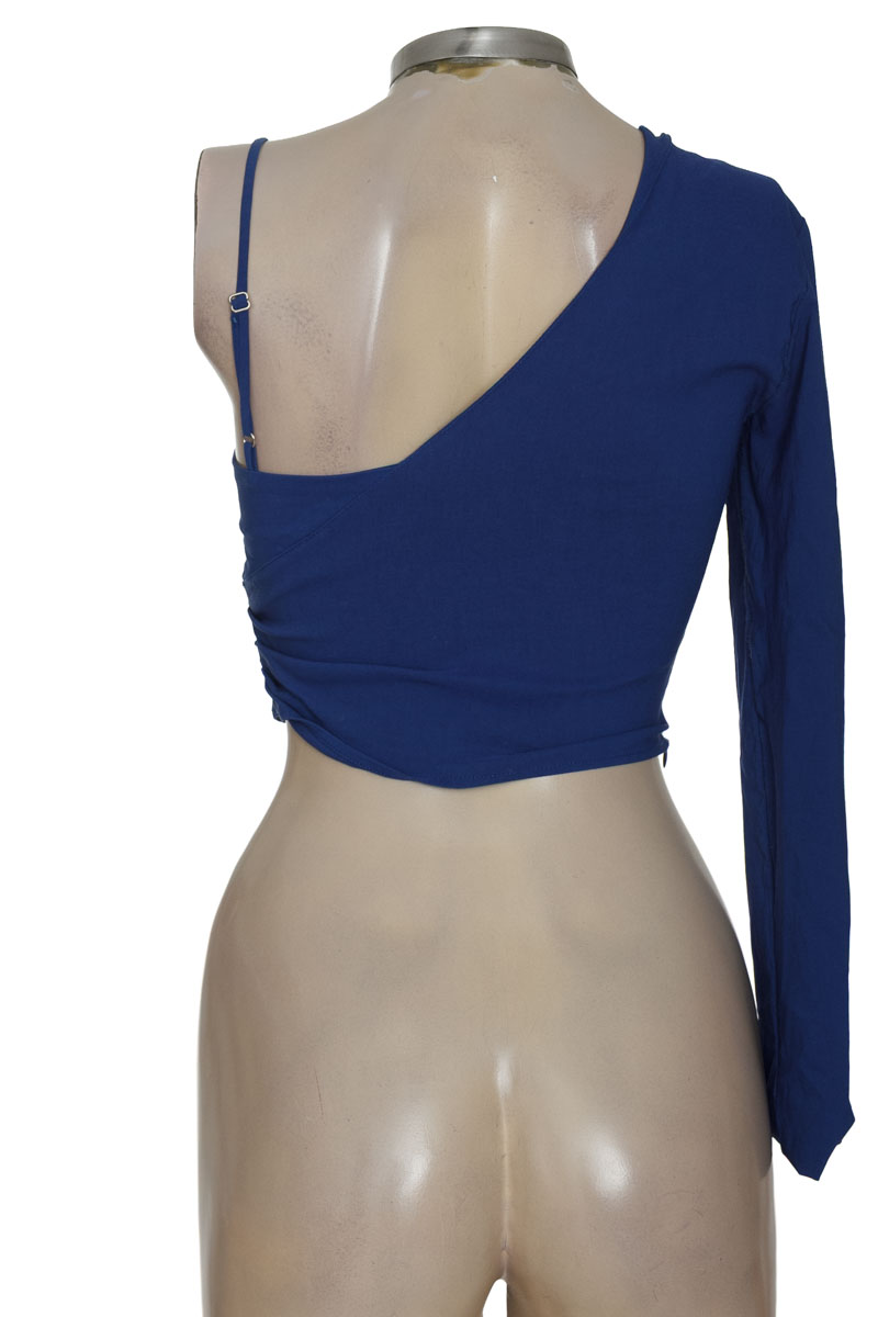 Top / Camiseta color Azul - Stradivarius