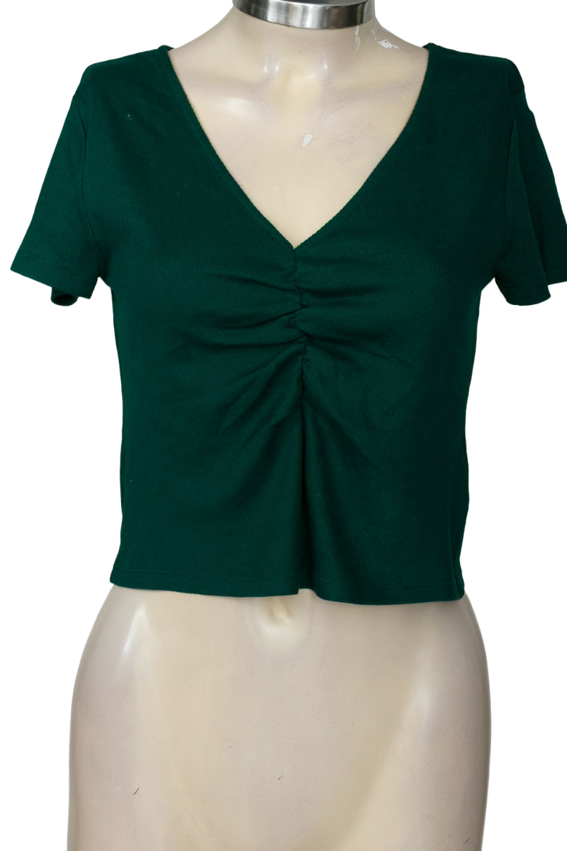 Top / Camiseta color Verde - Divided by H&M