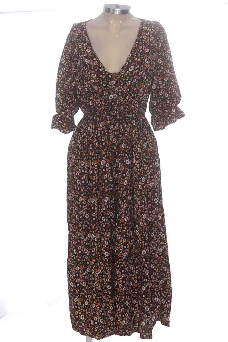Vestido / Enterizo color Negro - Esequisele