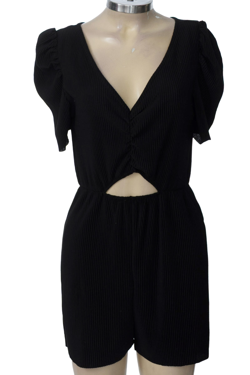 Vestido / Enterizo color Negro - Sybilla