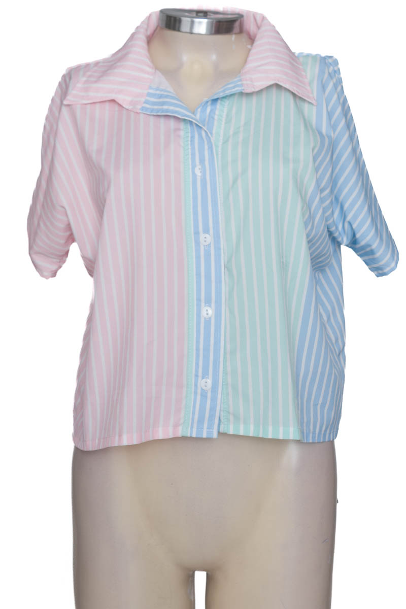 Top / Camiseta color Rosado - Closeando