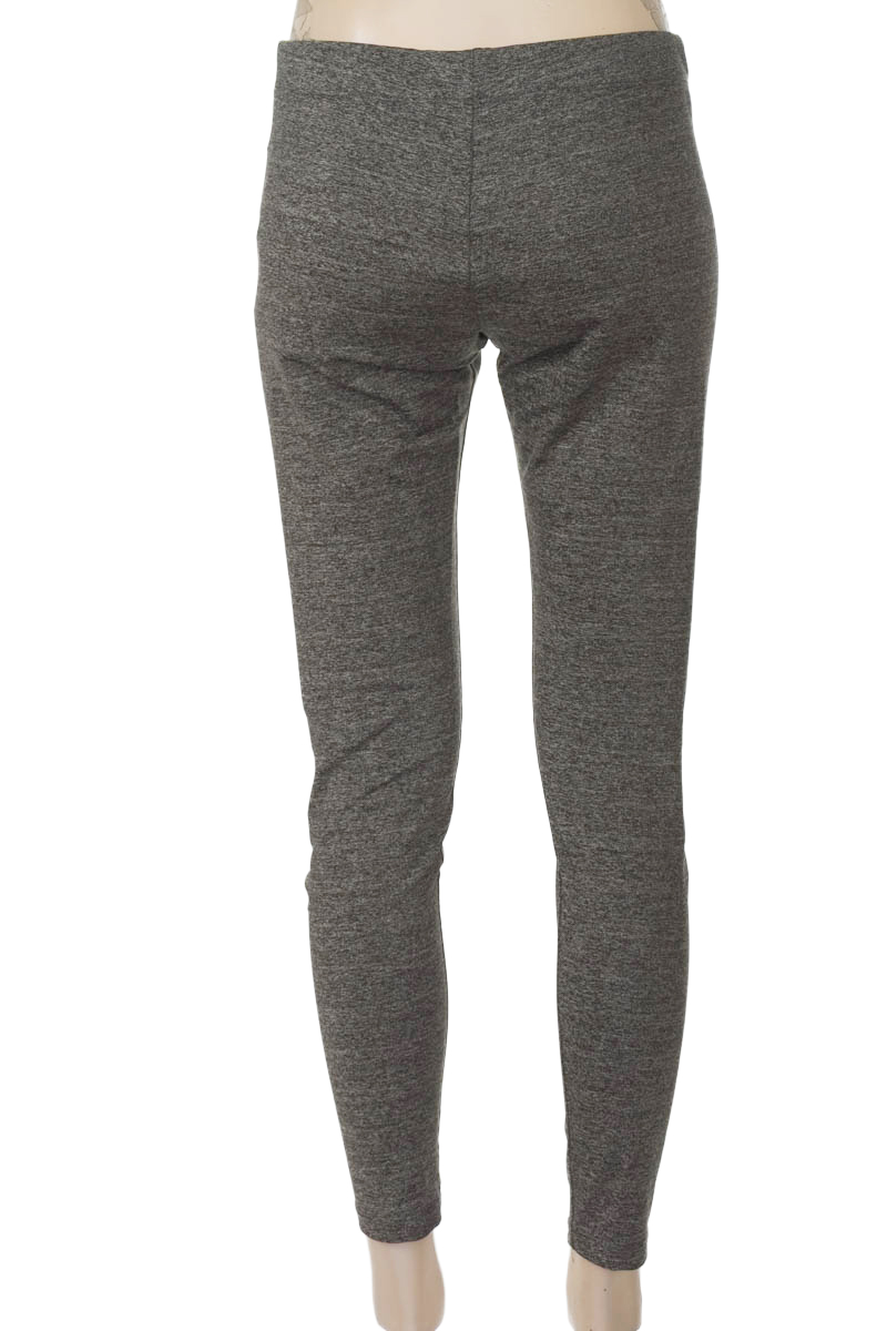 Ropa Deportiva / Salida de Baño color Gris - PATPRIMO