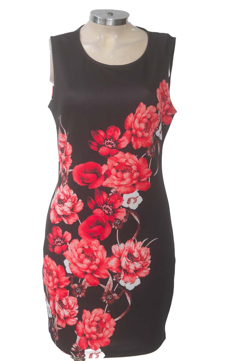 Vestido / Enterizo color Negro - Joy & Co