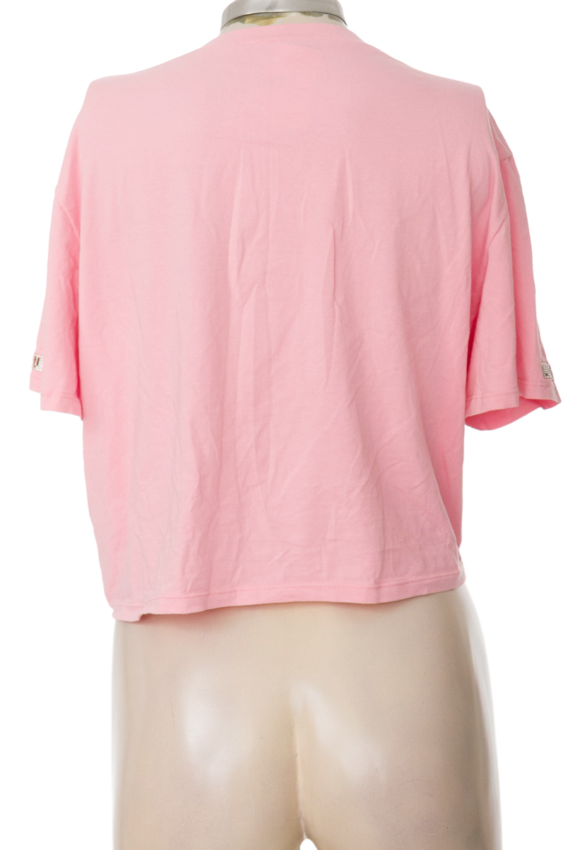Top / Camiseta color Rosado - Closeando