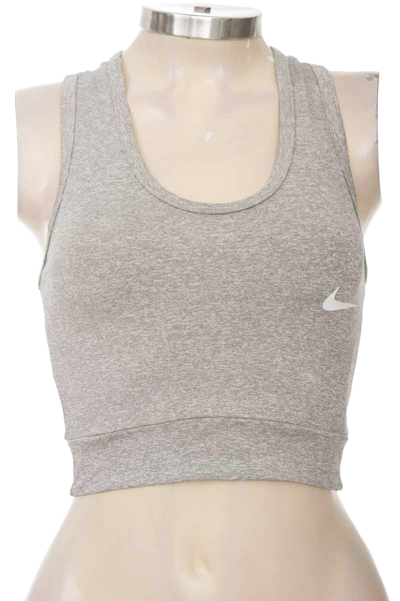 Ropa Deportiva / Salida de Baño color Gris - Closeando