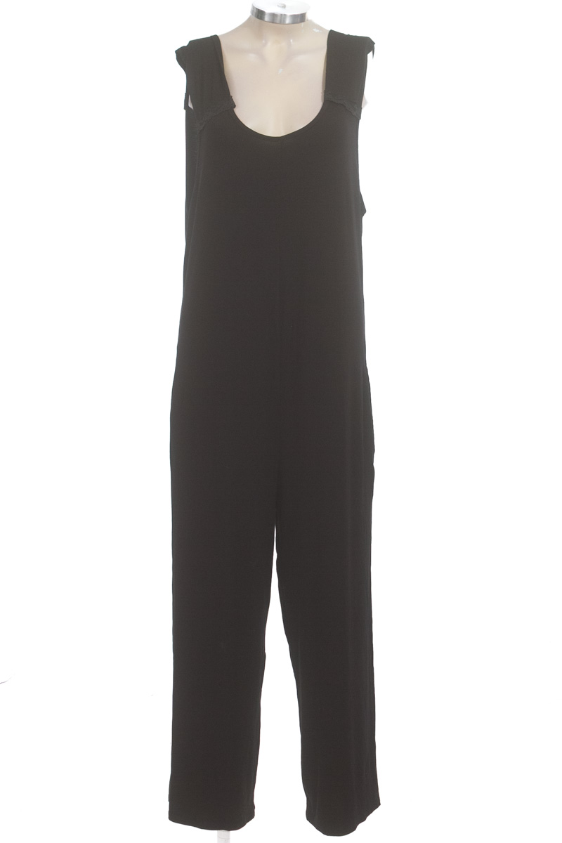 Vestido / Enterizo color Negro - Muba