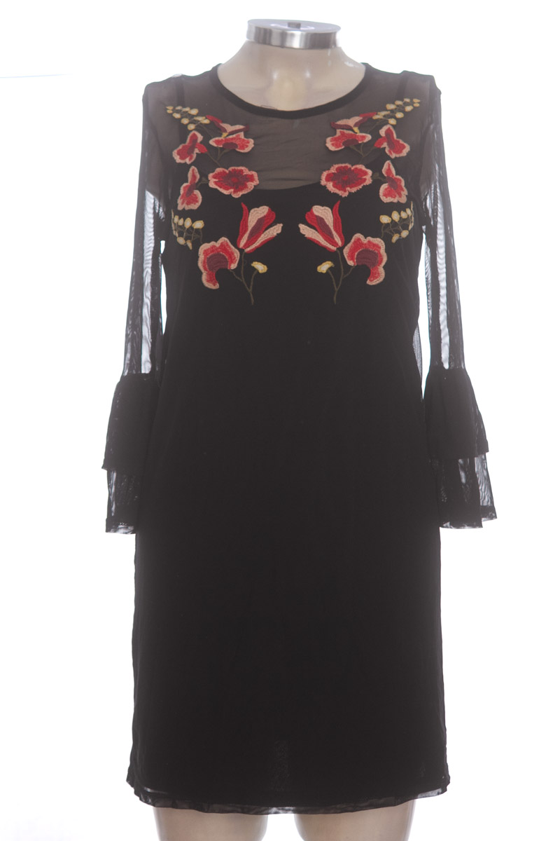 Vestido / Enterizo color Negro - Basement