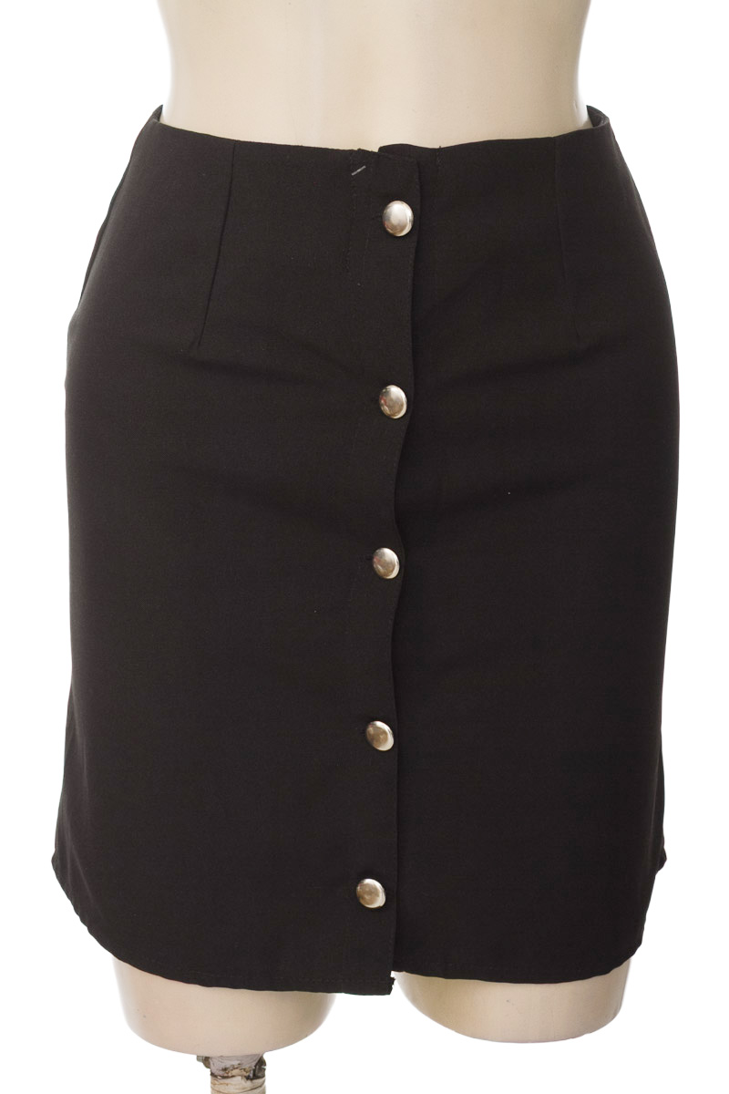 Falda color Negro - Closeando