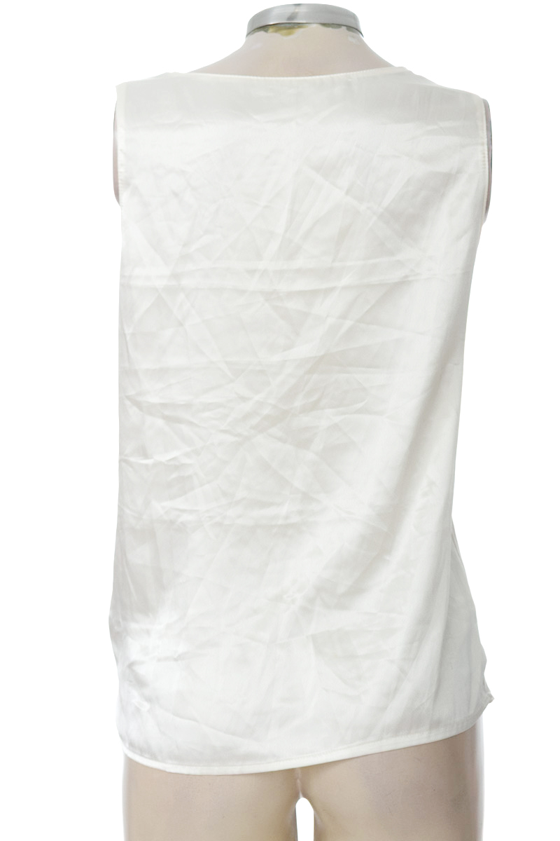 Blusa color Beige - Closeando