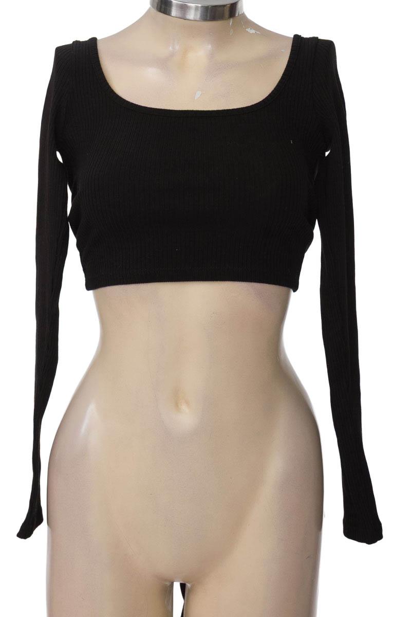 Top / Camiseta color Negro - Stradivarius