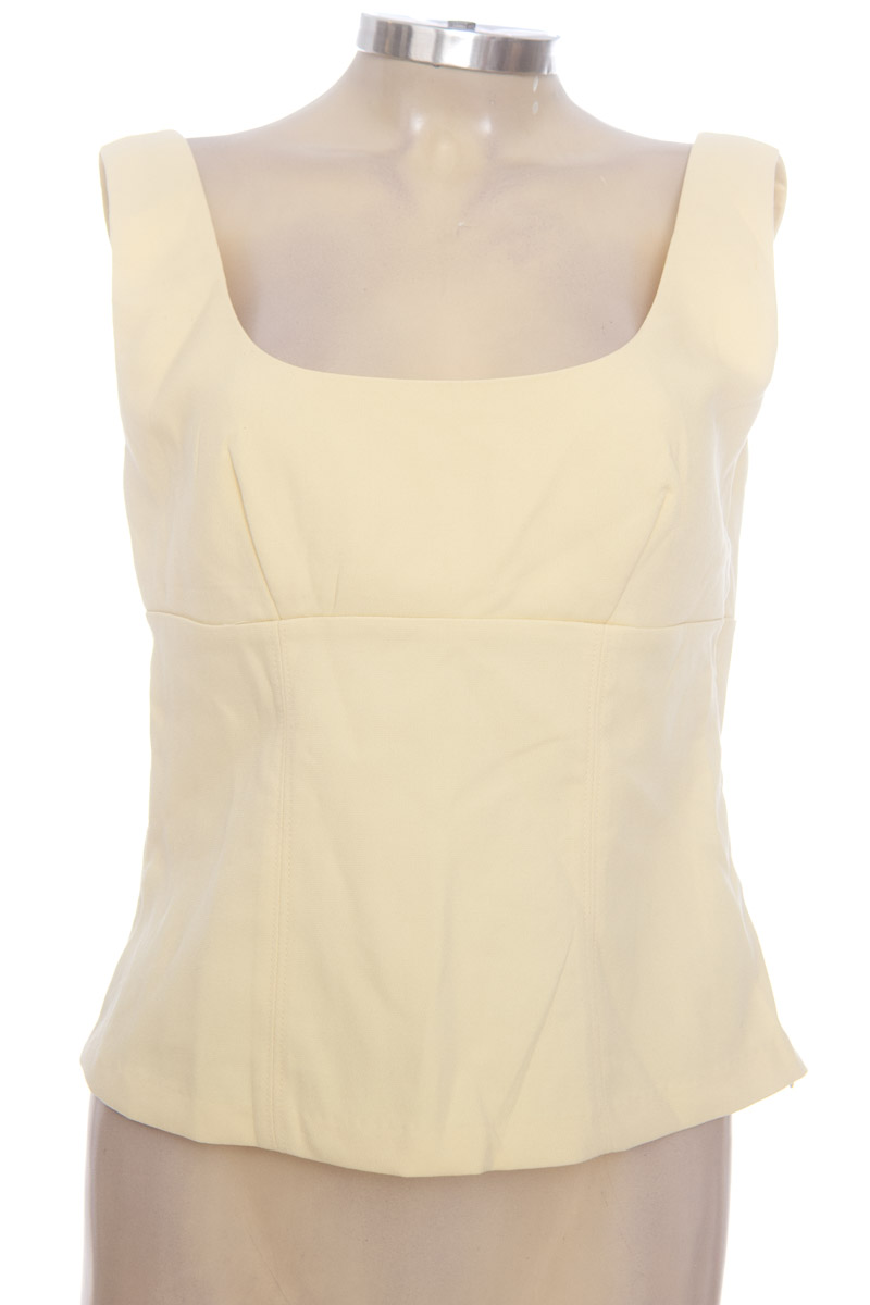 Top / Camiseta color Amarillo - Divided by H&M