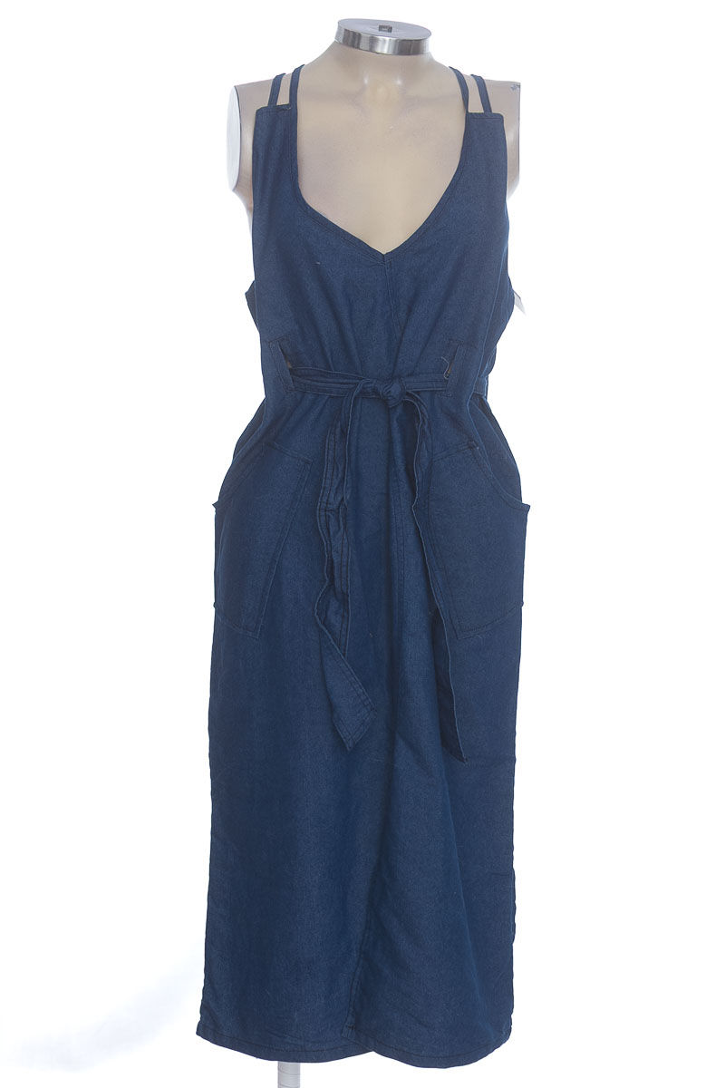 Vestido / Enterizo color Azul - Closeando
