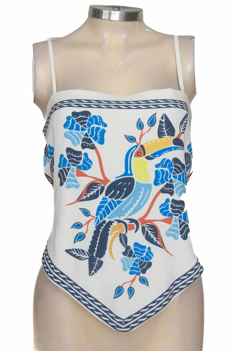 Top / Camiseta color Blanco - RW.