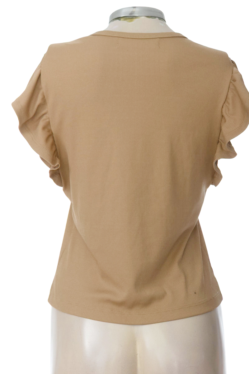 Top / Camiseta color Beige - University Club